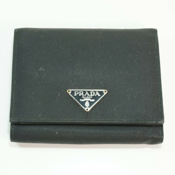 {Sold} PRADA Black Saffiano Leather Tri-Fold Small - Picture 1 of 5